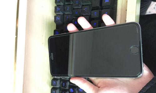 iPhone12卡贴机完美解锁教程（轻松解锁iPhone12，让你畅享更多功能）  第2张