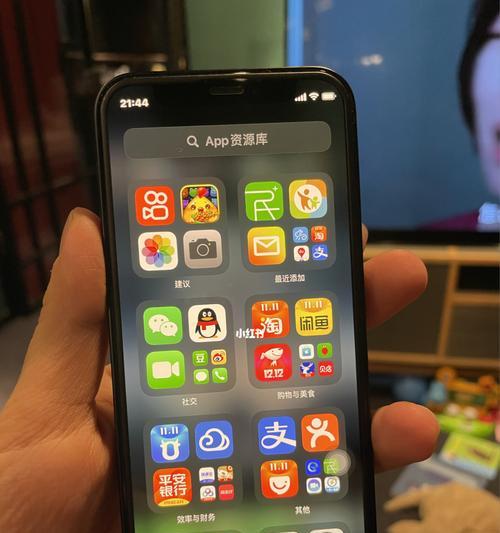 iPhone发烫卡顿的处理方法（解决iPhone发烫卡顿问题的有效办法）